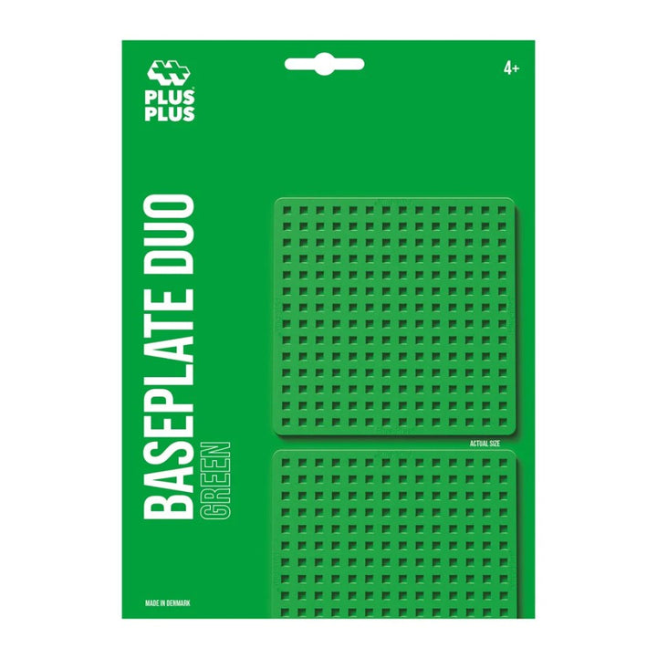 Green baseplate duo packaging with Plus Plus logo on a white background