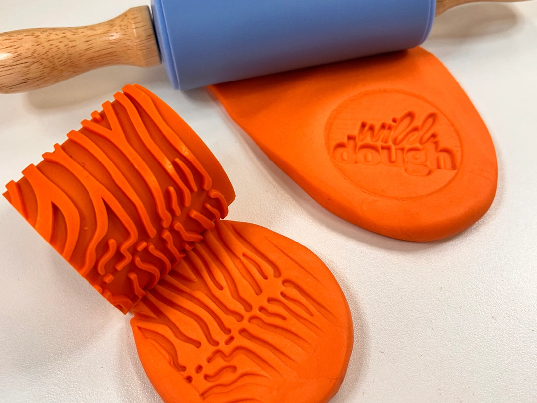 Rainbow Brights Scented Playdough - Sunset Orange (280g Jar)