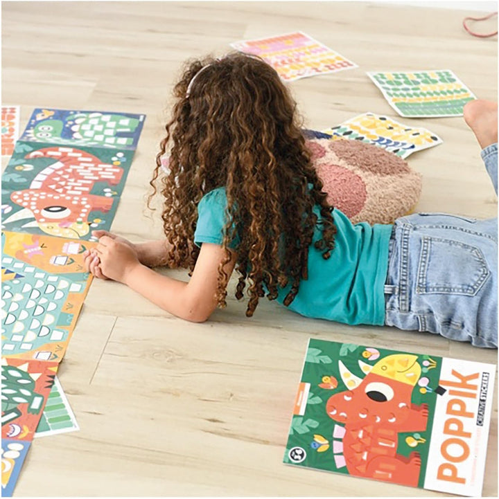Poppik - Panorama Poster & Sticker Set - Dinosaurs