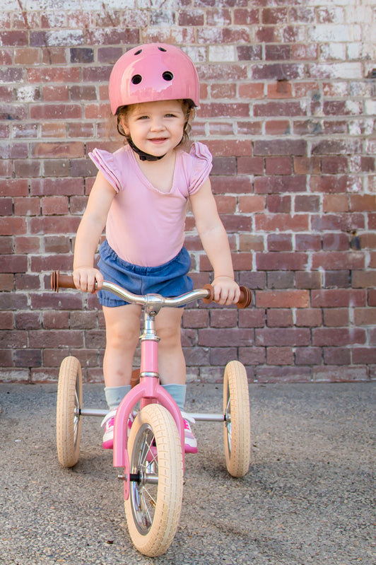 CoConuts - Vintage Helmet - Pink