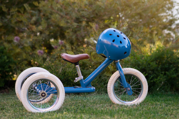 CoConuts - Vintage Helmet - Blue