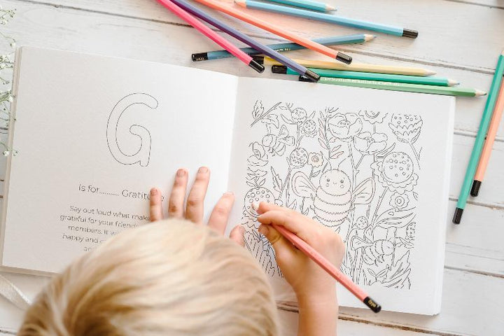 Mindful & Co Kids - ABCs of Mindfulness - Colouring Book (Hardcover)