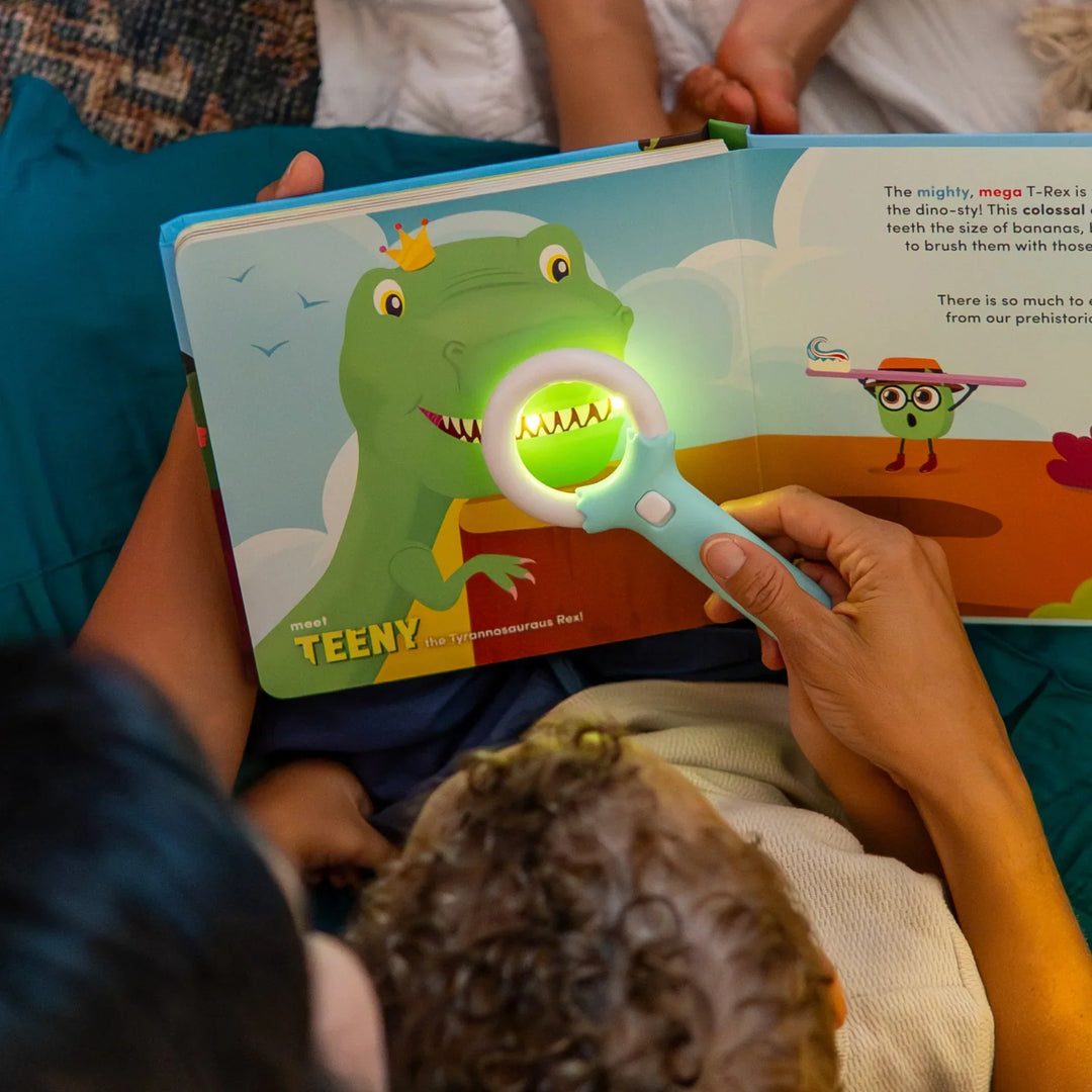 Light-Up Library™ - Pippa's Prehistoric Pals Storybook
