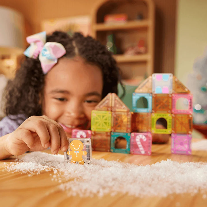 Magna-Tiles - microMAGS Travel Set - Gingerbread House (24pc)