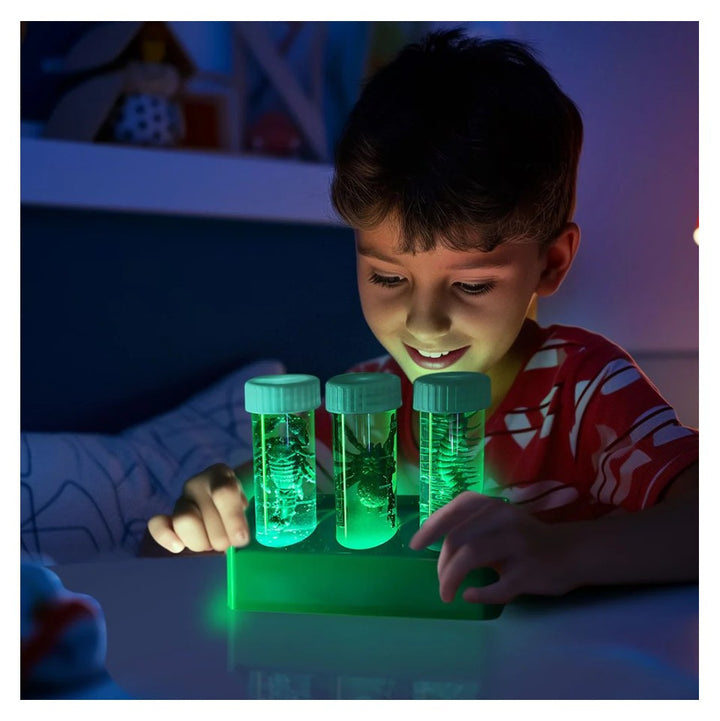 4M - KidzLabs - Creepy Crawly Digging Lab