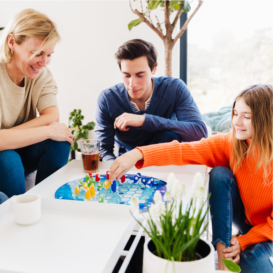 Smart Games - Penguins Huddle Up (Board Game)