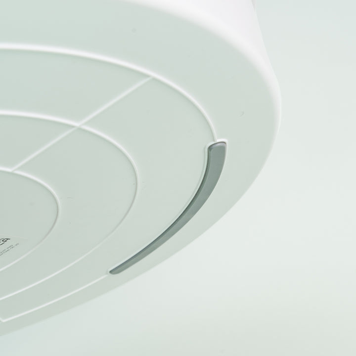 The PlayTRAY™ with Lid & Removable Compartments